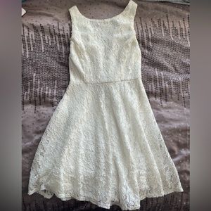 White lace dress. Size 3.